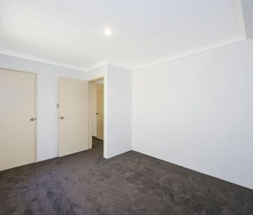 Coastal Entertainer - Photo 6