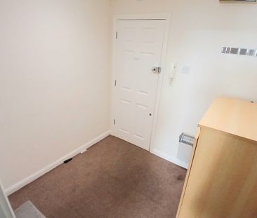 Market Place - Photo 3