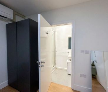 1 bed flat share to rent in Cank Street, Leicester, LE1 - Photo 2