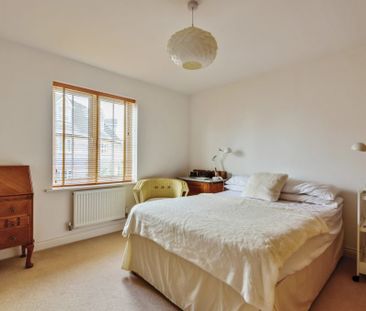 5 Bedroom House - Chaffinch Road, Four Marks - Photo 6