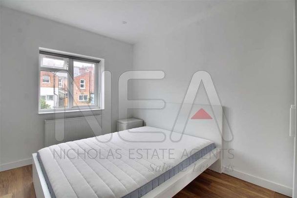 Norfolk Road, Reading, RG30 - Photo 1