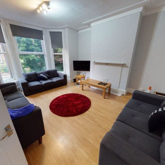 54 St. Michaels Road, Leeds, LS6 3BG - Photo 1