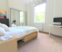 1 BEDROOM FLAT-SHARE: Your Exquisite Sanctuary in The Park: Refined... - Photo 3