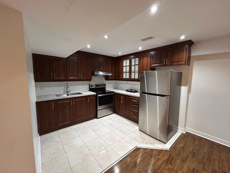 For Lease - 39 Bassett Crescent Unit# Basement, Brampton, Ontario - Photo 2