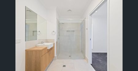 32 Anglesea Crescent, Nirimba - Photo 3