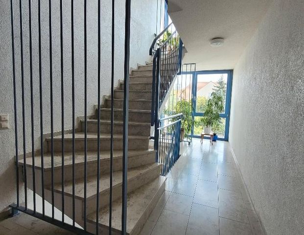 Nachmieter gesucht: DESIGNBAD + EBK + TIEFGARAGE OPTIONAL - Foto 1