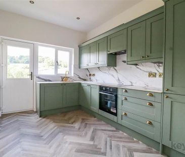 3 bedroom terraced house to rent - Photo 5