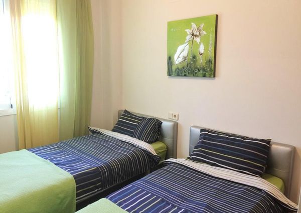 For long-term rent: apartment in Javea, Golden Garden urbanization, with 2 bedrooms and a pool.