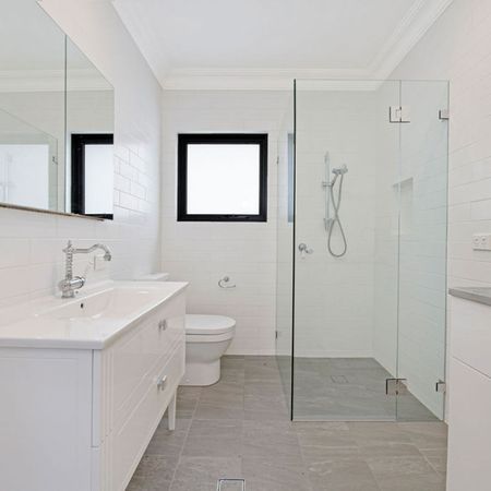 MODERN & SPACIOUS GRANNY FLAT - Photo 4