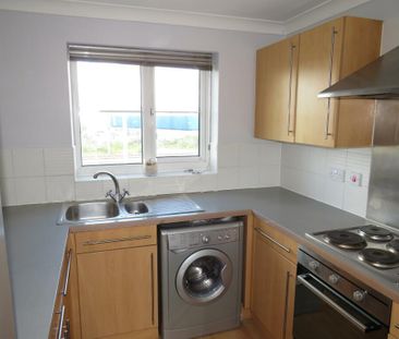 Beaufort Square, Pengam Green - Photo 1