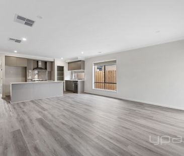 BRAND NEW 4 BEDROOM FAMILY HOME - Photo 1