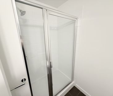 Bright and Brand New Corner Jr One Bedroom in Fleetwood - Photo 1