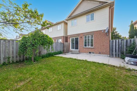 For Lease - 82 Twin Pines Crescent, Brampton, Ontario - Photo 3