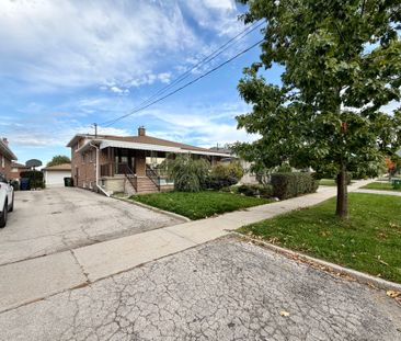 For Lease - 49 Howbert Drive Unit# Ground Floor & Basement, Toronto... - Photo 3