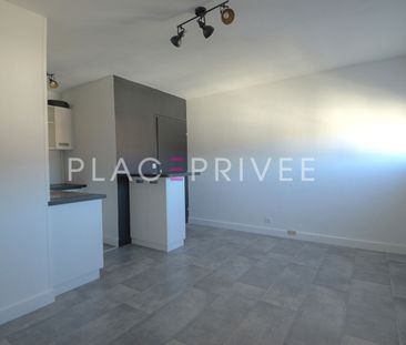 Appartement avec parking - Photo 1