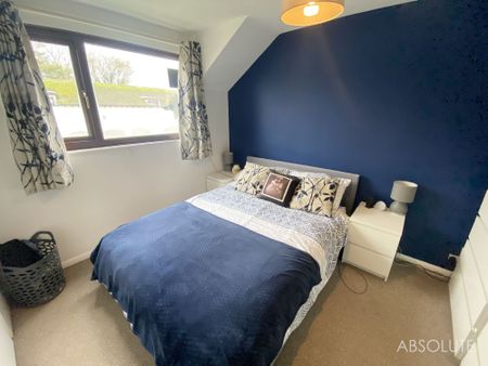 2 bed terraced house to rent in North Hill Close, Brixham, TQ5 - Photo 3