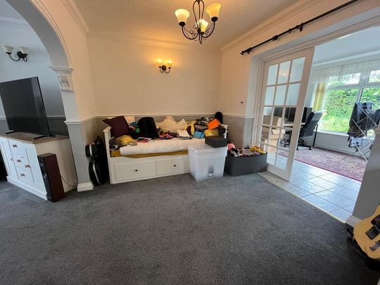 3 bedroom property to rent - Photo 1