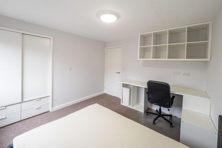 3 bedroom private hall to rent - Photo 4