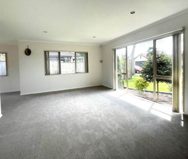 4 Bedroom in East Tamaki - Photo 1