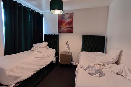 2 bedroom terraced house to rent - Photo 4