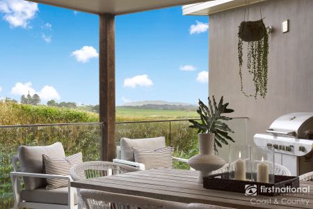 Elegant Family Home with Breathtaking Rural Views - Photo 2