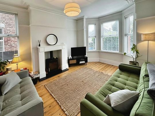 3 bedroom semi-detached house to rent - Photo 1