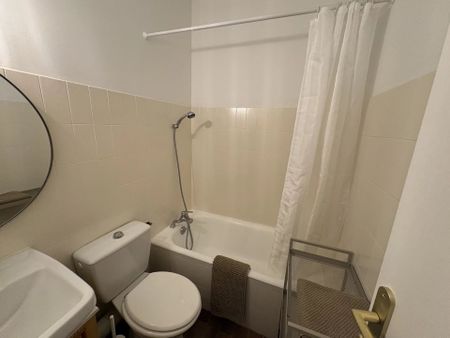 Location Appartement 1 pièce 25m² AIX EN PROVENCE 13100 - Photo 5