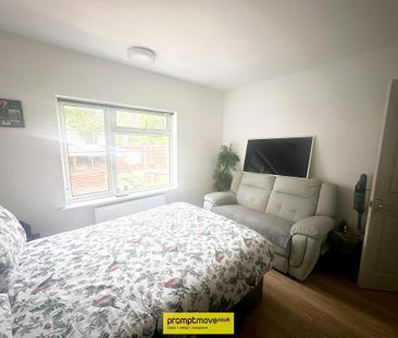 2 bedroom maisonette to rent - Photo 4