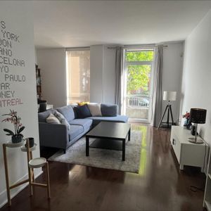 Superbe 4-1/2 - 2 chbres + 2 sdb - 100% meublé - Vieux-Port Vieux-Montréal - 1er Novembre - Photo 2