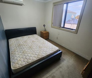Braybrook - Photo 3