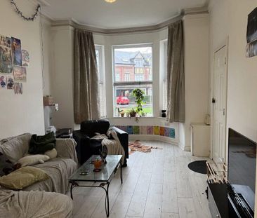 4 bedroom terraced house to rent - Photo 4
