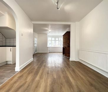 3 bedroom terraced house to rent - Photo 3