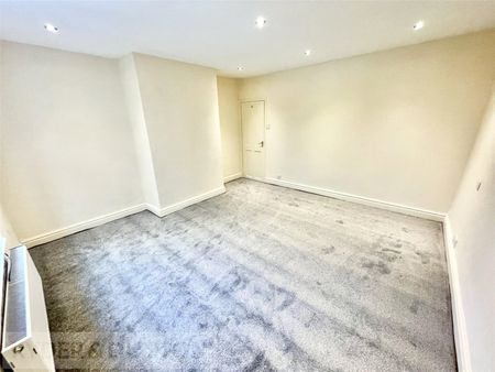 Cheshire Street, Mossley, Ashton-under-Lyne, Greater Manchester, OL5 - Photo 3