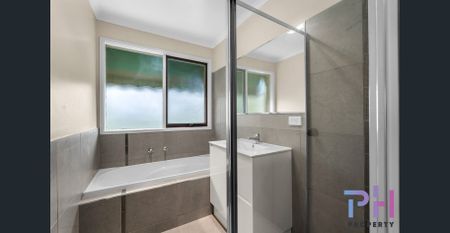 SPACIOUS HOME WITH LARGE BACKYARD AND SHED! - Photo 5