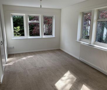 4 bedroom detached house to rent - Photo 4