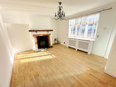 2 bedroom semi-detached house to rent - Photo 2