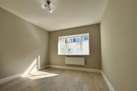 3 bedroom flat to rent - Photo 3