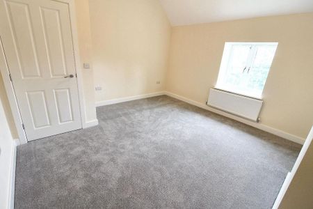 3 bedroom terraced house to rent - Photo 3