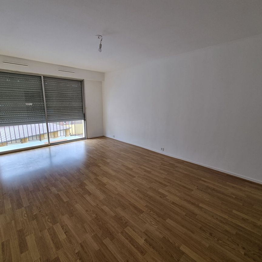 Location Appartement 4 pièces 86m² - Photo 1