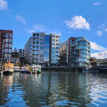 Waterview apartment in downtown and close to Historic Chinatown - Photo 3