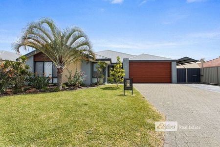 LARGE FAMILY HOME - Photo 5