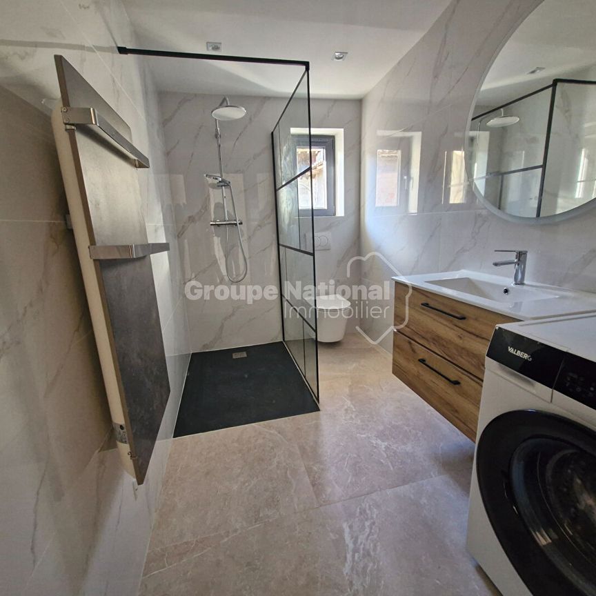 Appartement T2 de 32.60m² à MIRAMAS, - Photo 1