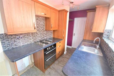 2 BED Terraced House To rent - Photo 4