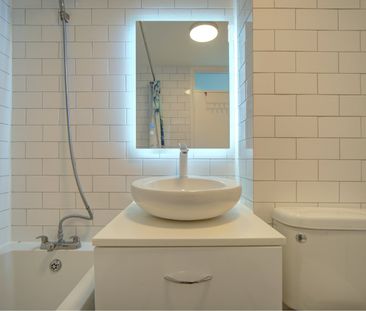 1 Bed Flat, Lilliput Court, SE12 - Photo 5