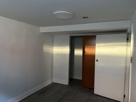 For Lease - 40 Aspendale Drive, Toronto, Ontario - Photo 2