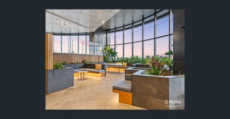 Sky-High City Living | Luxury 2-Bedroom Apartment in Brisbanes Premier Skyrise - Photo 2