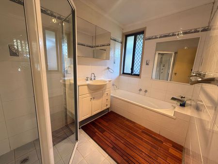 Stunning Family home! - Photo 5