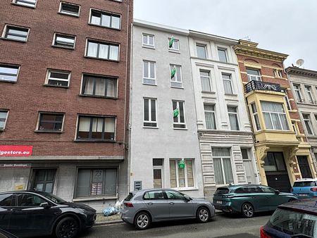 1-slpk-appartement / volledig vernieuwd / goede ligging - Foto 4