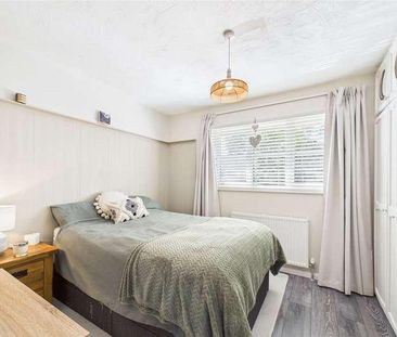 Fordwells Drive, The Warren, Bracknell, Berkshire, RG12 - Photo 4