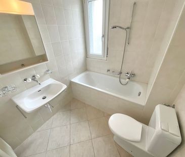 3.5 room apartment with balcony and elevator - Photo 2